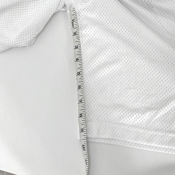 White Nike Dri-Fit Men’s Basketball Shorts - Picture 8 of 8